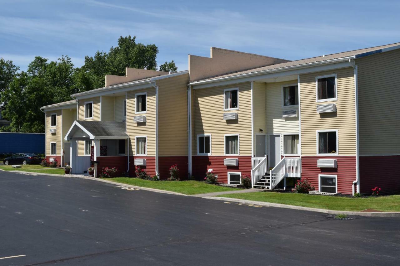 Budget Inn Ontario Ontario Center Exteriör bild